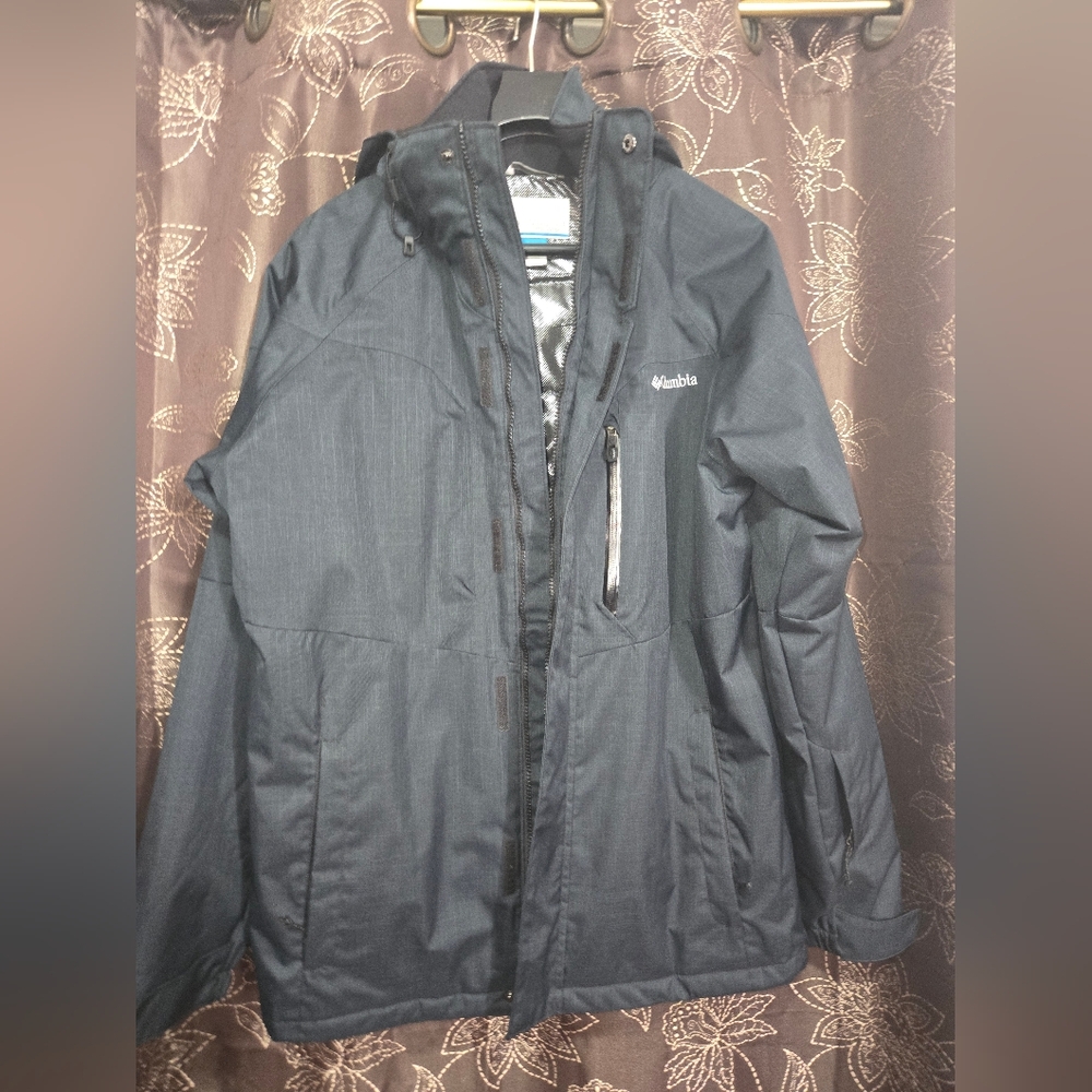 Columbia Men's Dark Gray Performance Jacket - Picture 3 of 9
